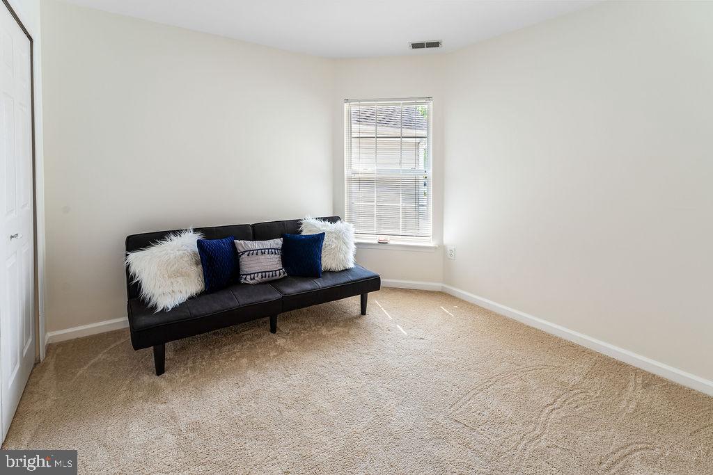 KENDALL RIDGE - Residential Lease