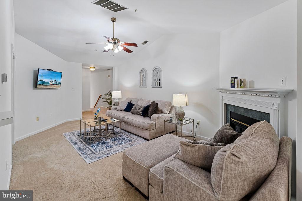 KENDALL RIDGE - Residential Lease