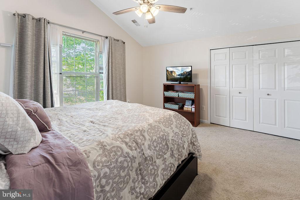 KENDALL RIDGE - Residential Lease