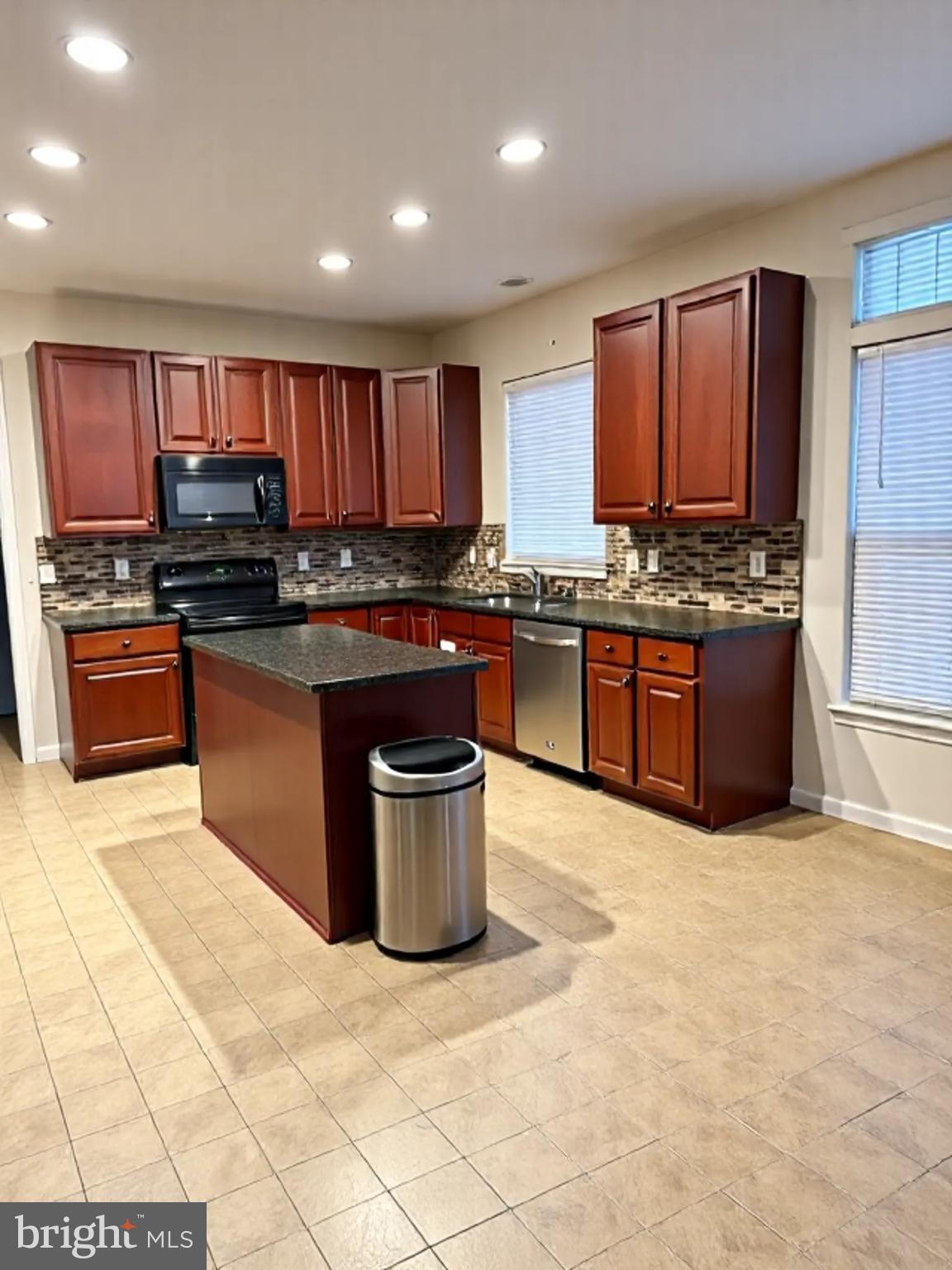 MADDEX FARM - Residential