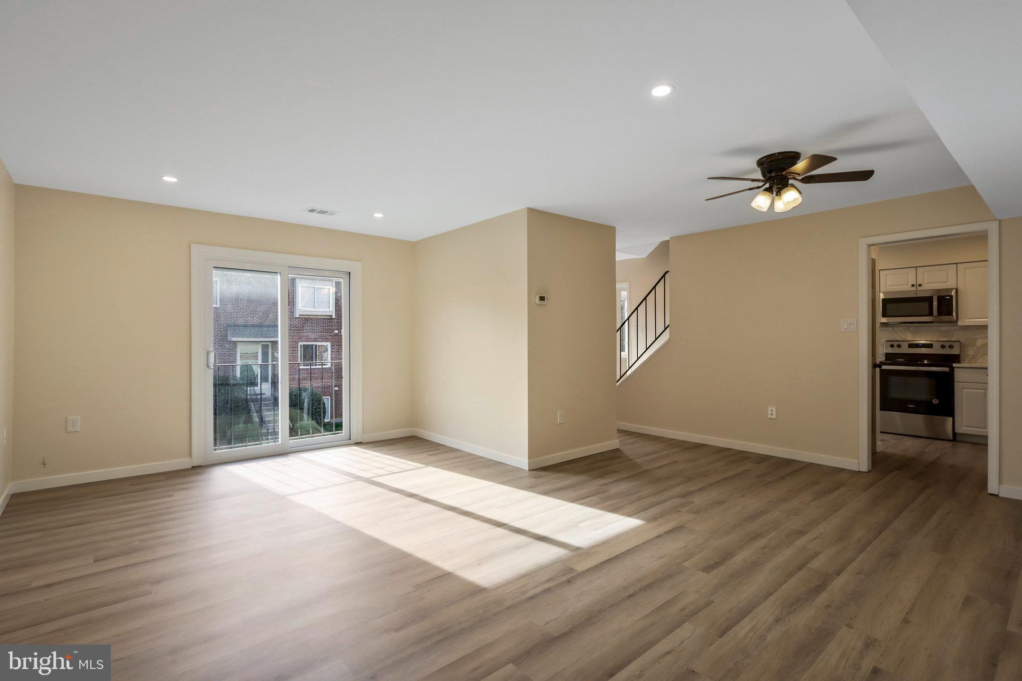 TERRACE TOWNHOUSES OF ANNANDALE - Residential