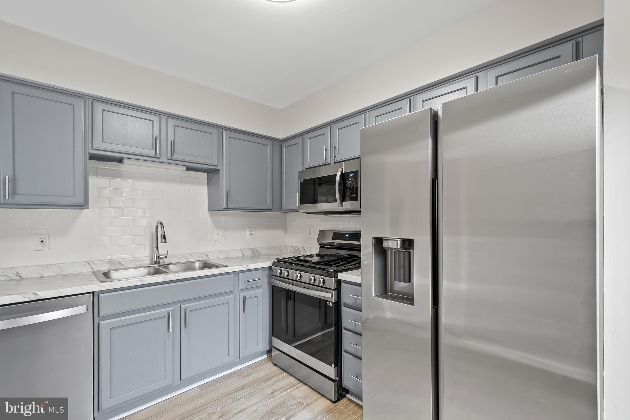 WELLINGTON - Residential