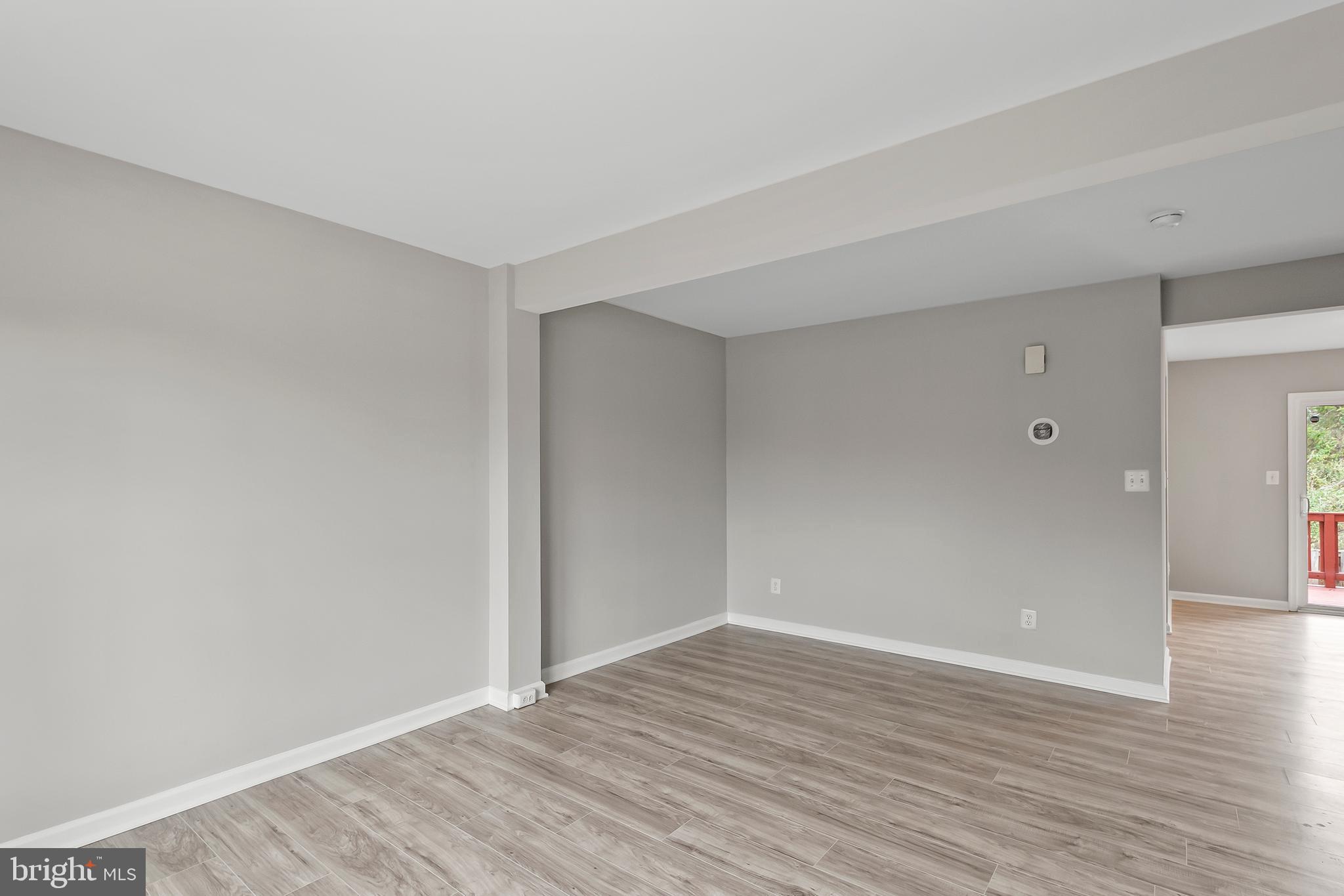 WELLINGTON - Residential