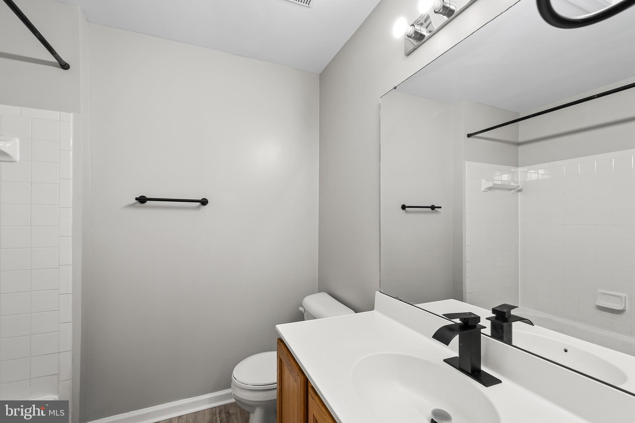 WELLINGTON - Residential