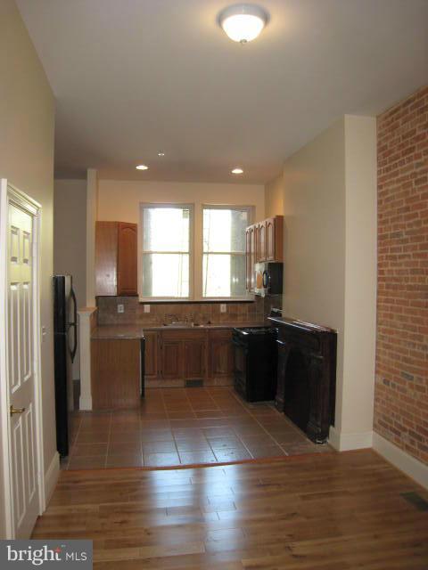 RESERVOIR HILL - Residential Lease