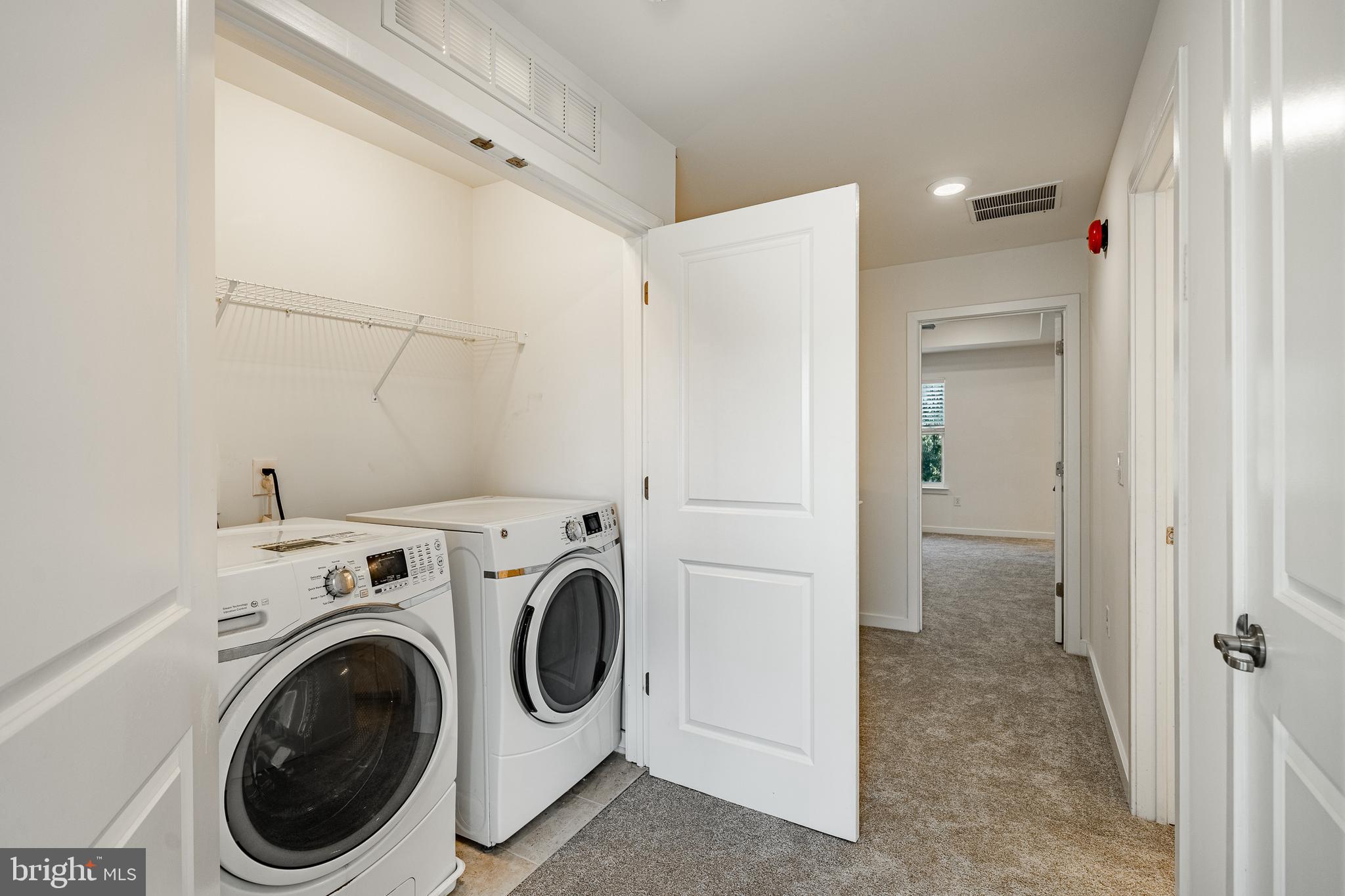 TOWNES AT SHANNON HILL - Residential