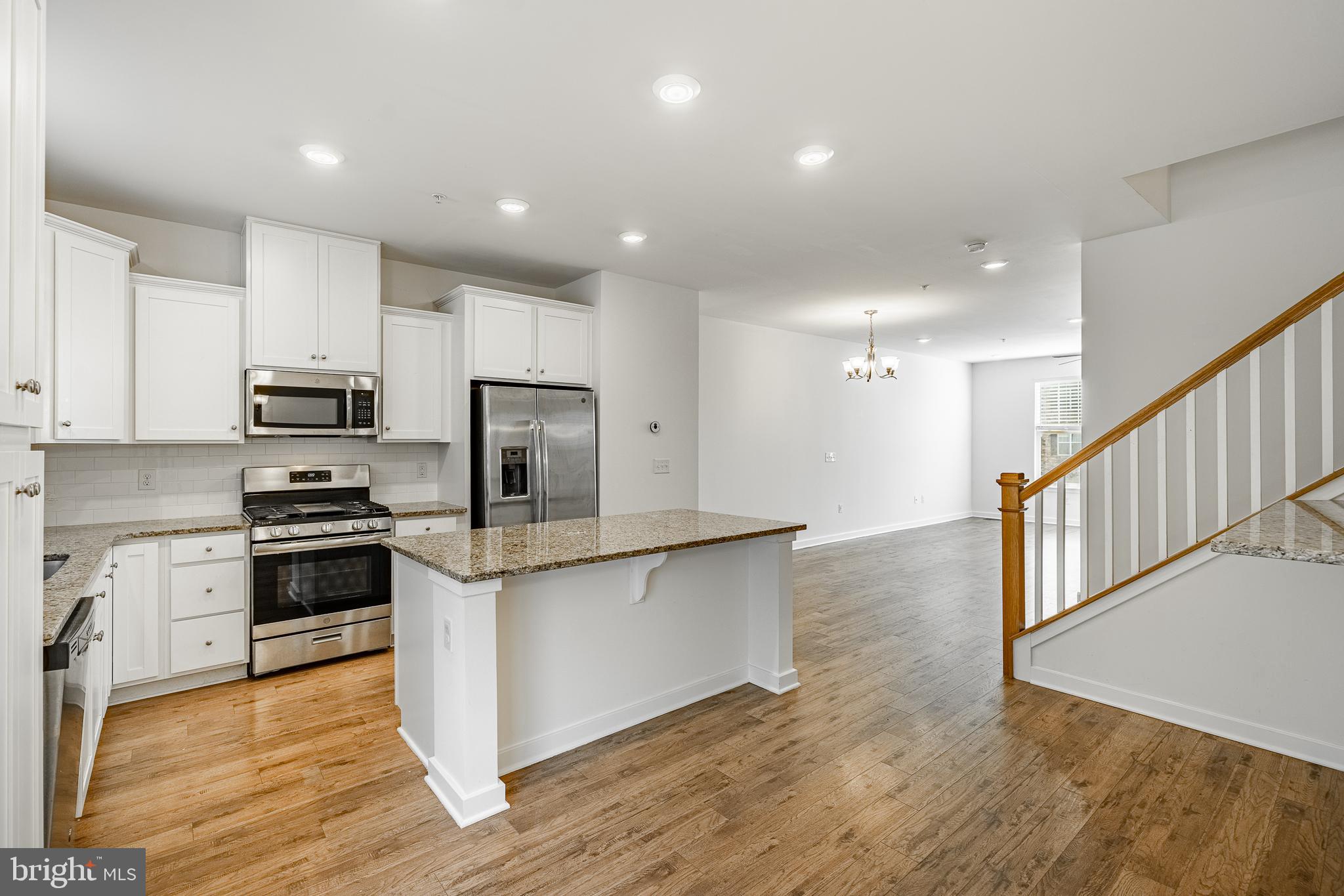 TOWNES AT SHANNON HILL - Residential