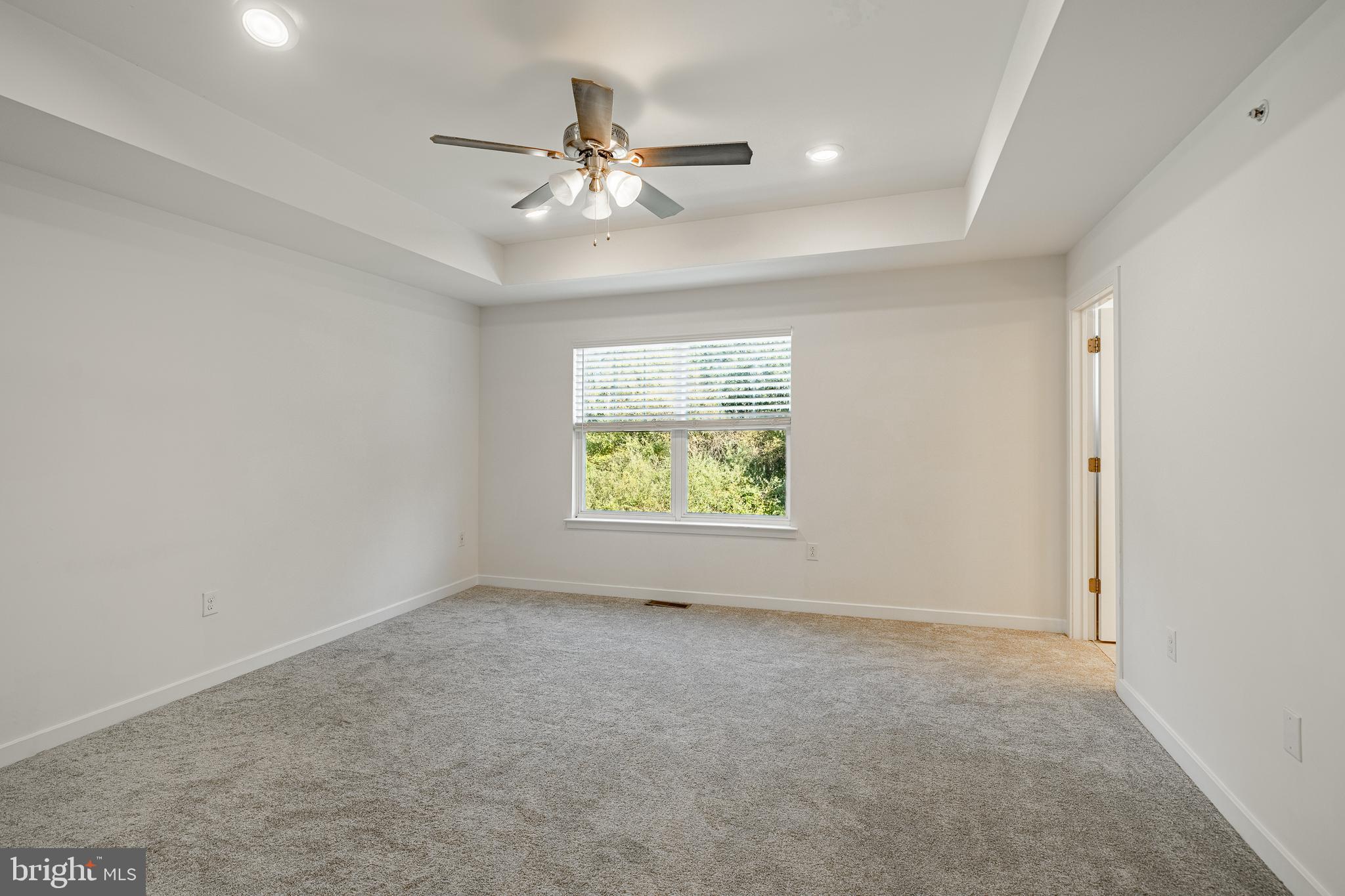 TOWNES AT SHANNON HILL - Residential