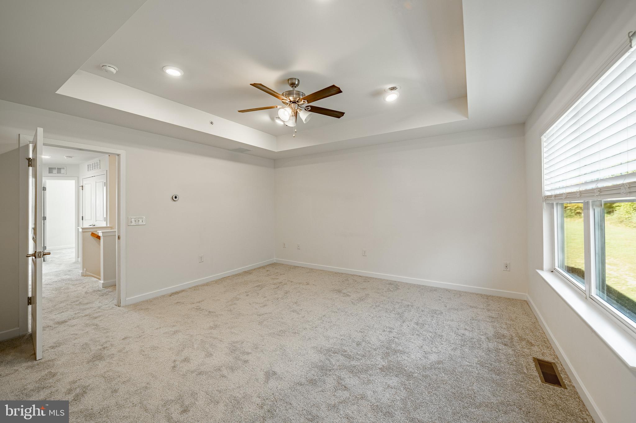 TOWNES AT SHANNON HILL - Residential