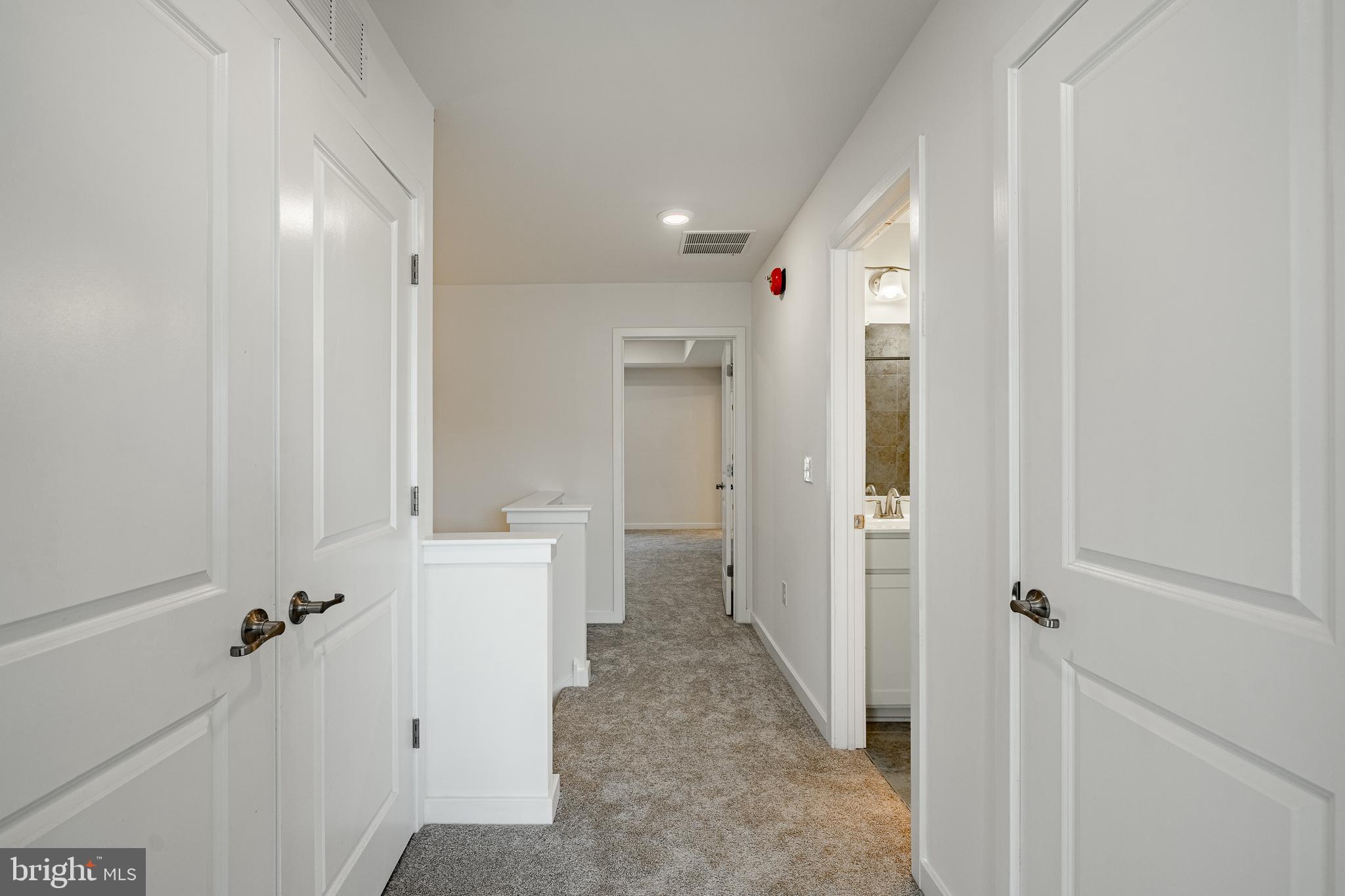 TOWNES AT SHANNON HILL - Residential