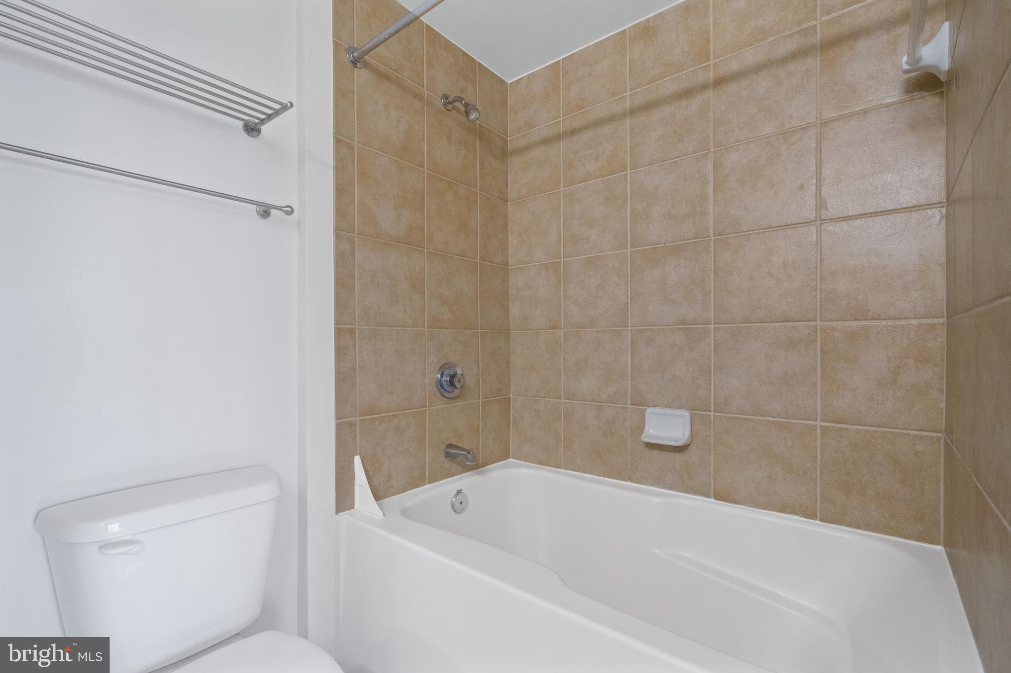 ELAN AT EAST MARKET - Residential