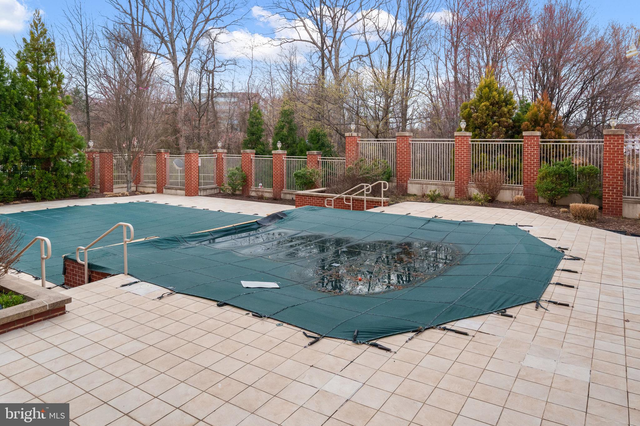 ELAN AT EAST MARKET - Residential