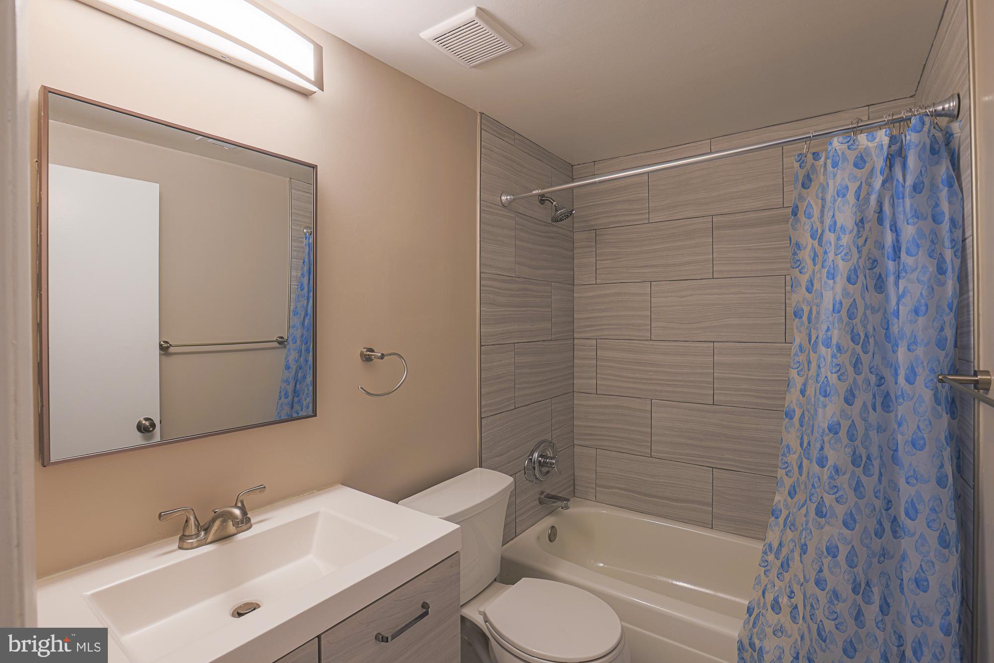 PARK HEIGHTS - Residential Lease