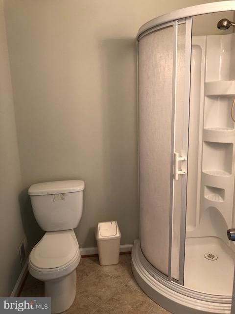 FLINT HILL MANOR - Residential Lease