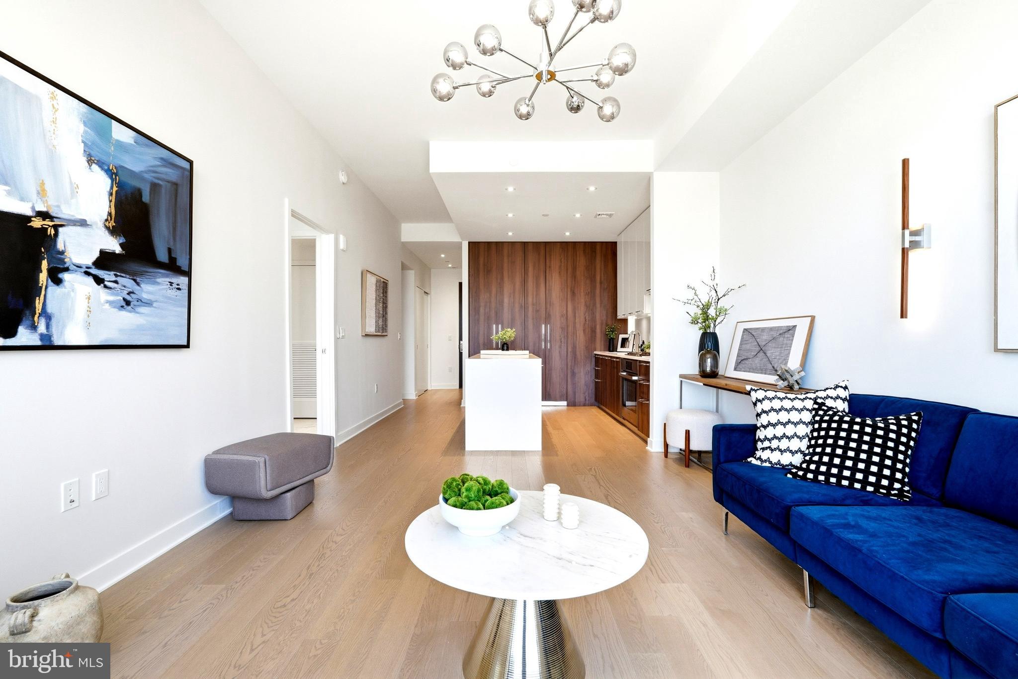 THE BORO TYSONS - Residential