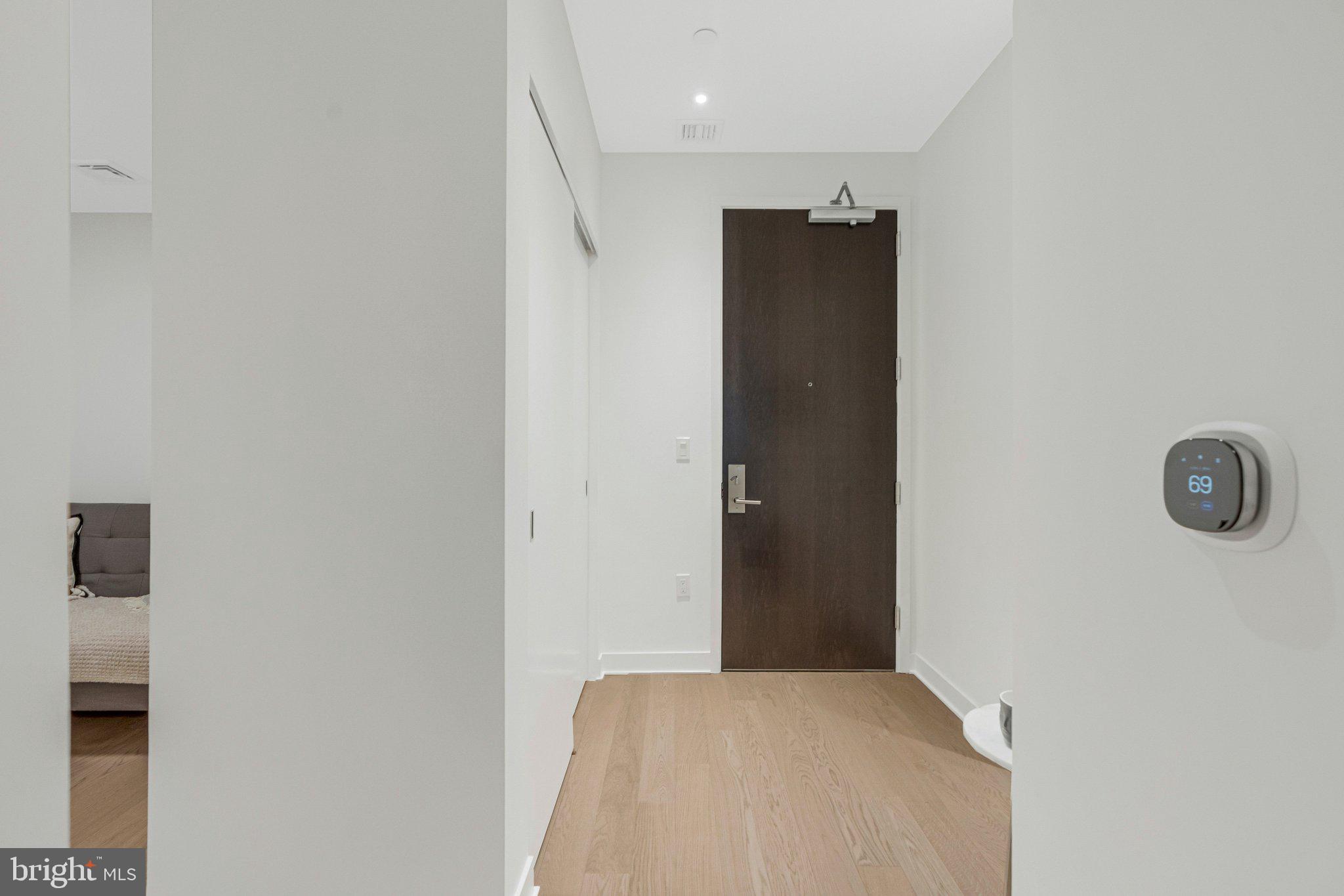 THE BORO TYSONS - Residential