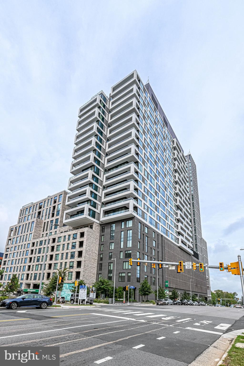 THE BORO TYSONS - Residential
