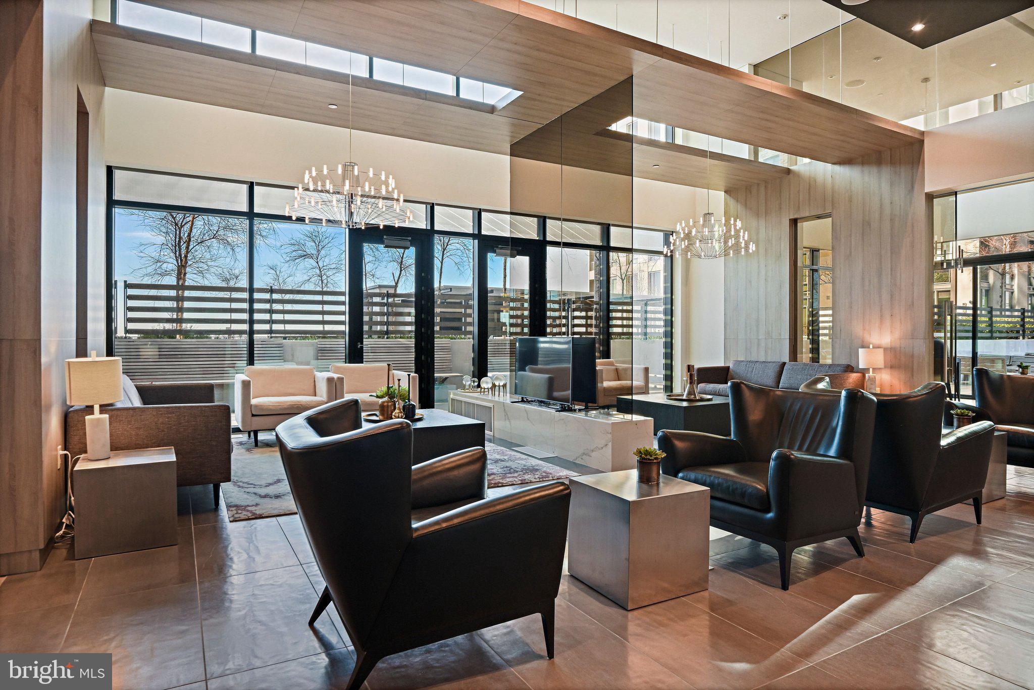 THE BORO TYSONS - Residential