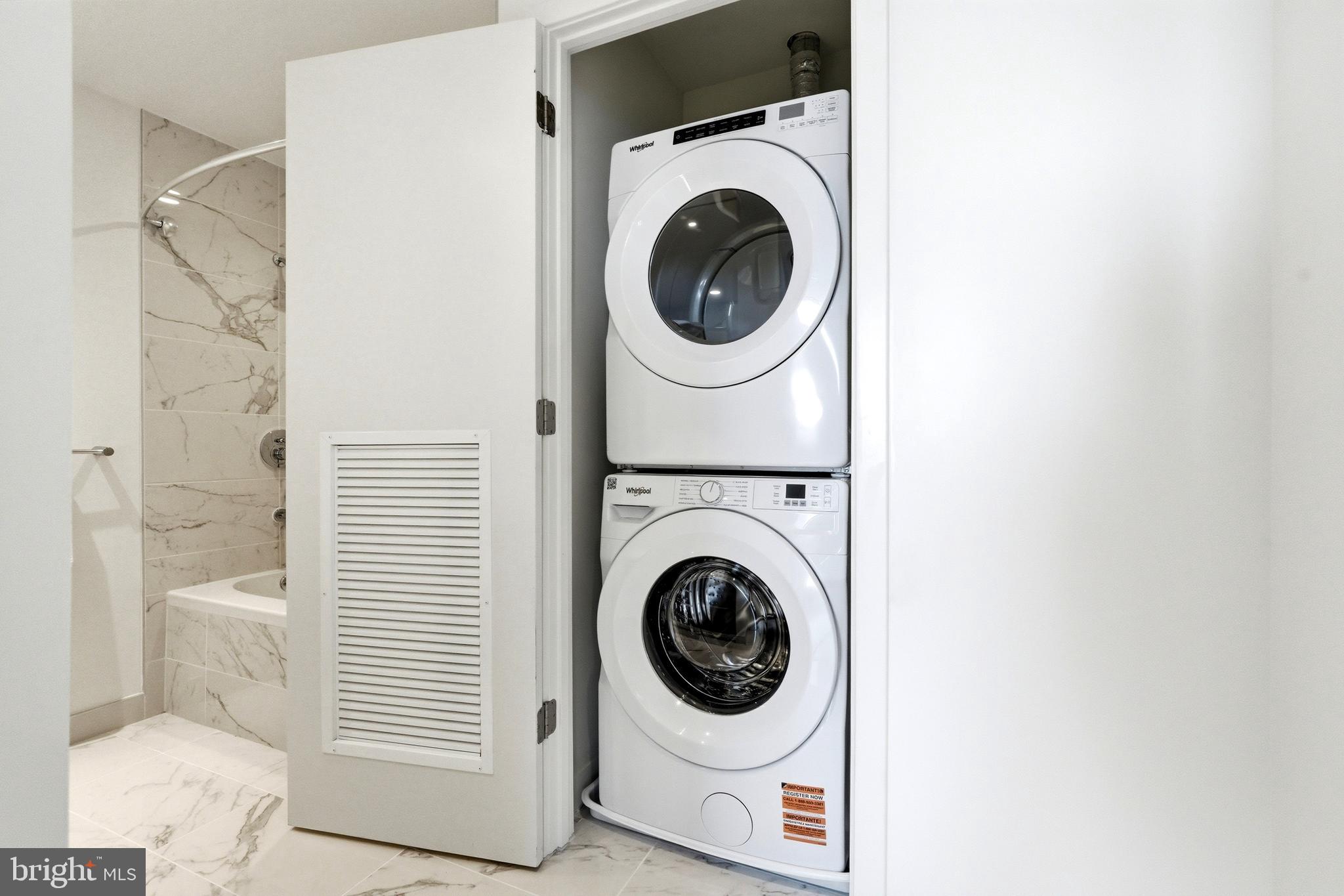 THE BORO TYSONS - Residential