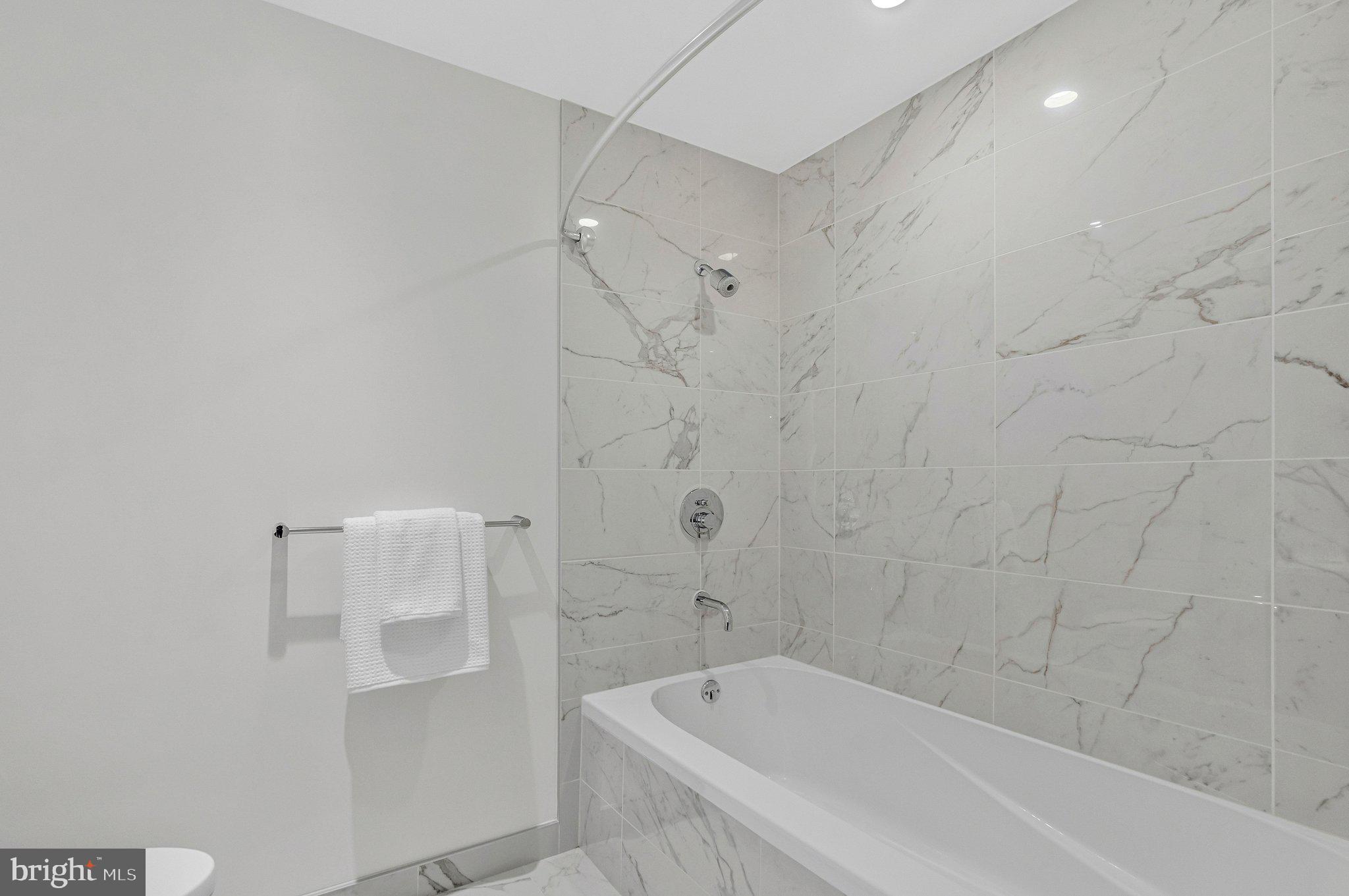 THE BORO TYSONS - Residential