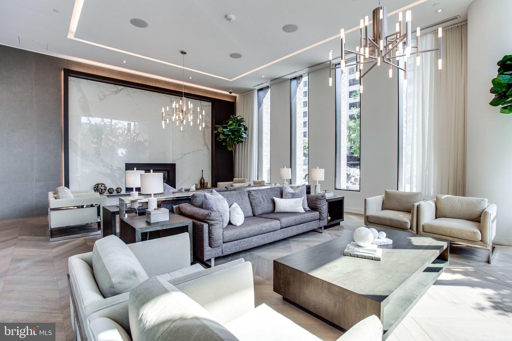 THE BORO TYSONS - Residential