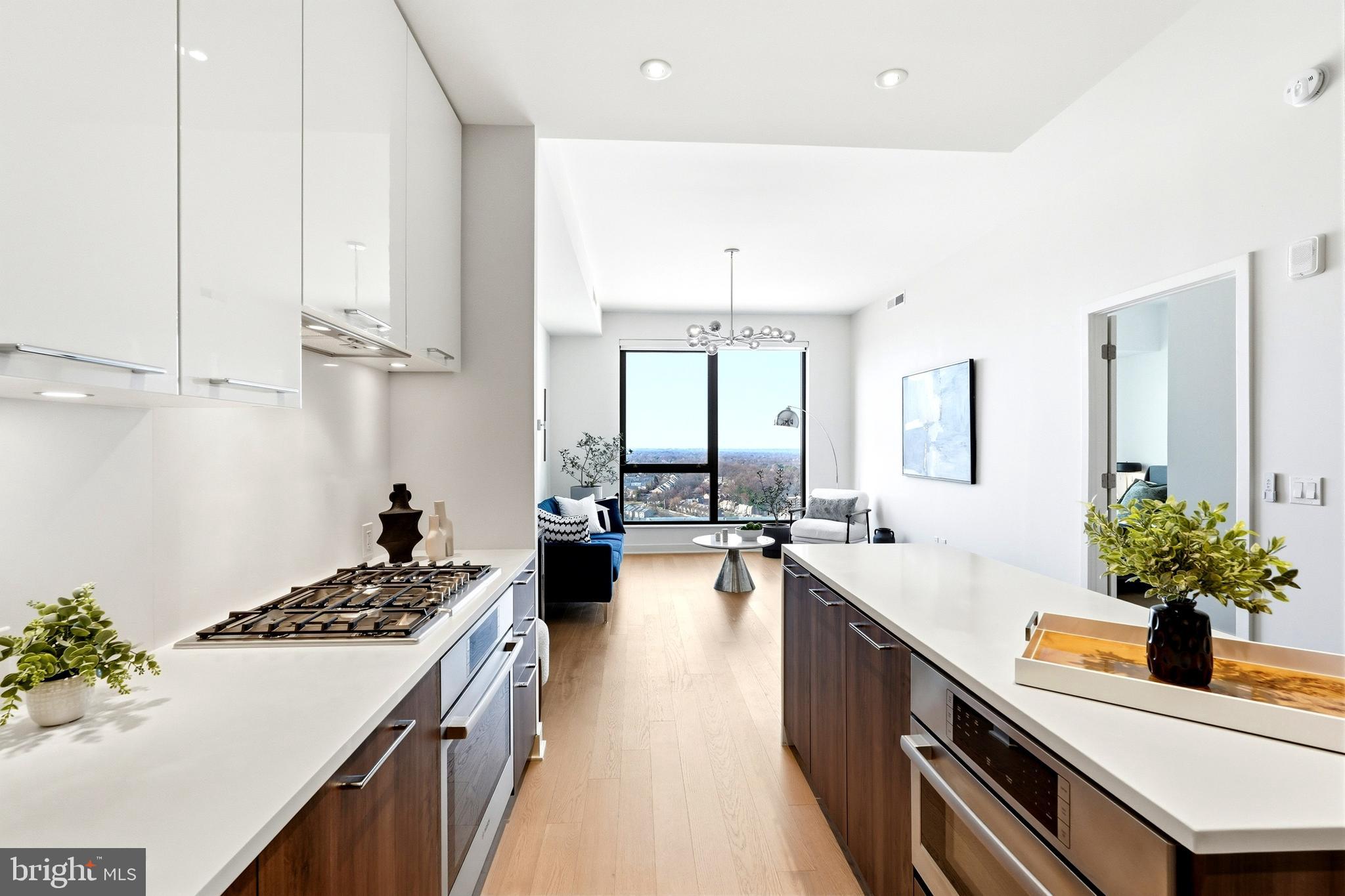 THE BORO TYSONS - Residential