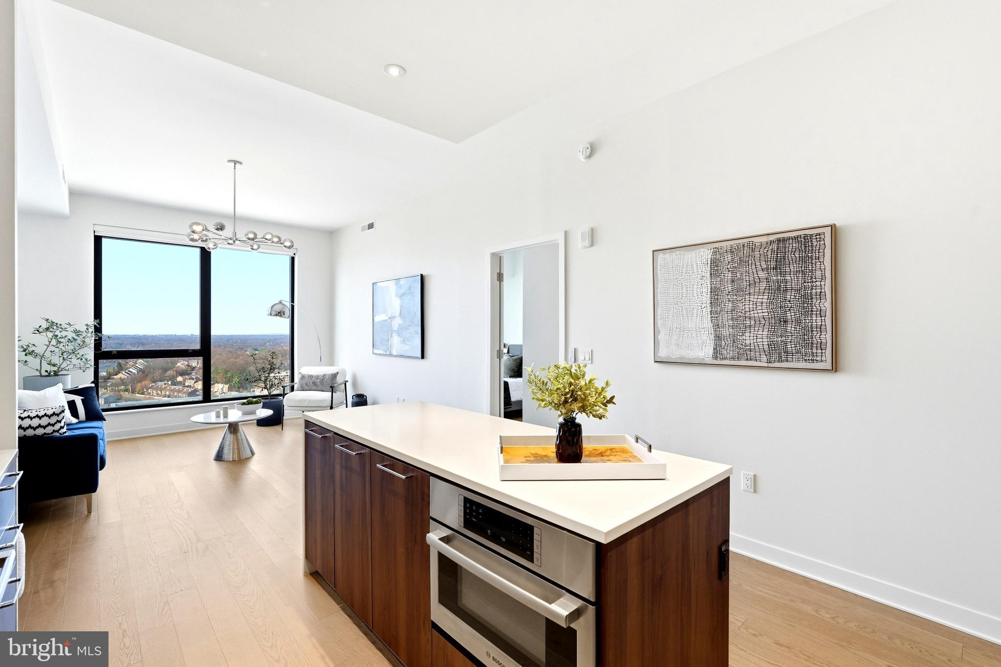 THE BORO TYSONS - Residential