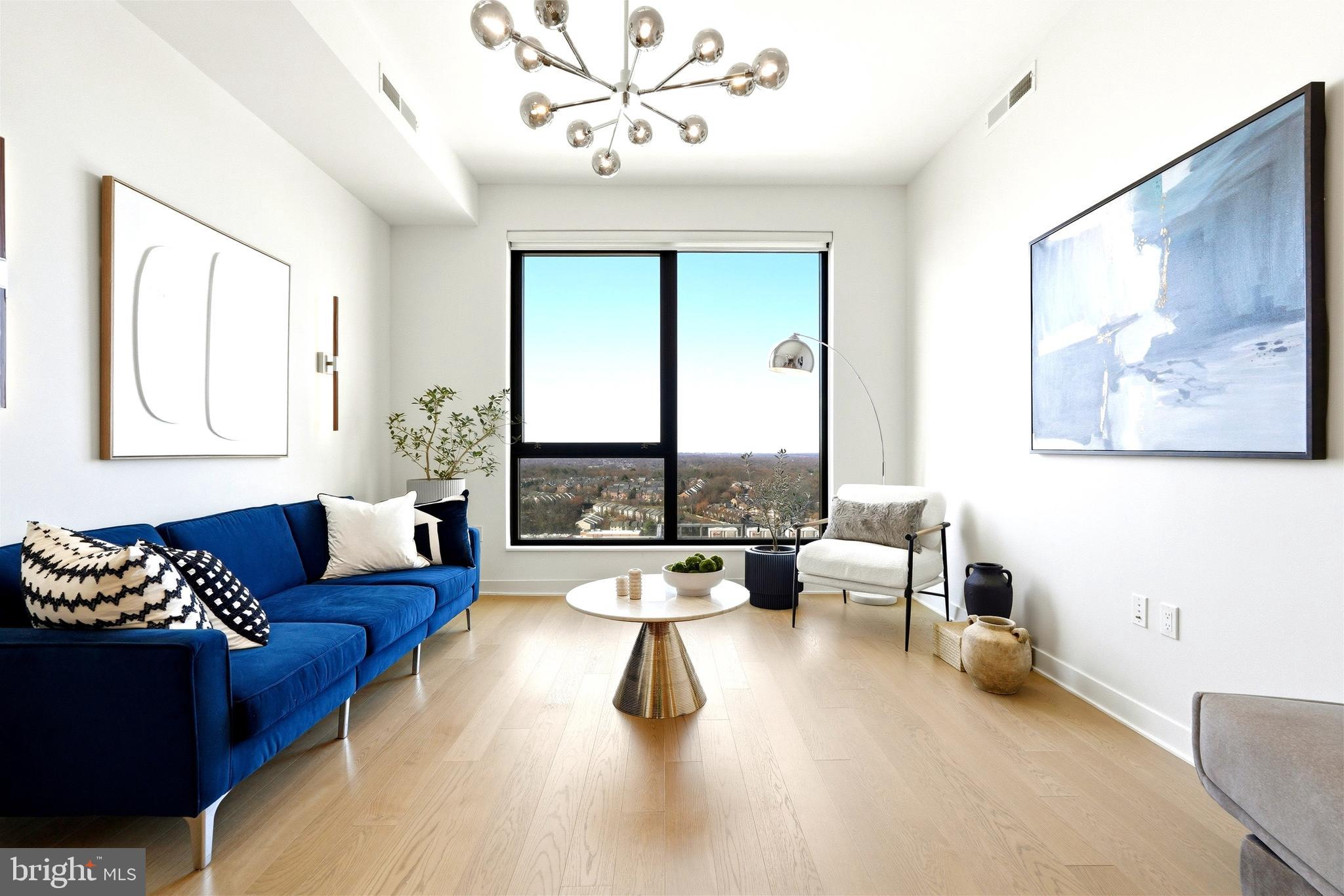 THE BORO TYSONS - Residential