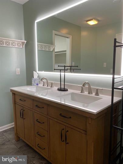 SPRING MILLS - Residential Lease