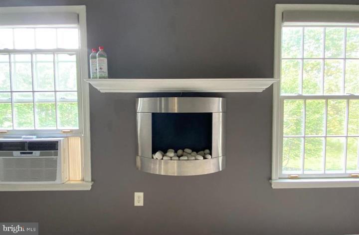 SPRING MILLS - Residential Lease