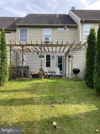 SPRING MILLS - Residential Lease