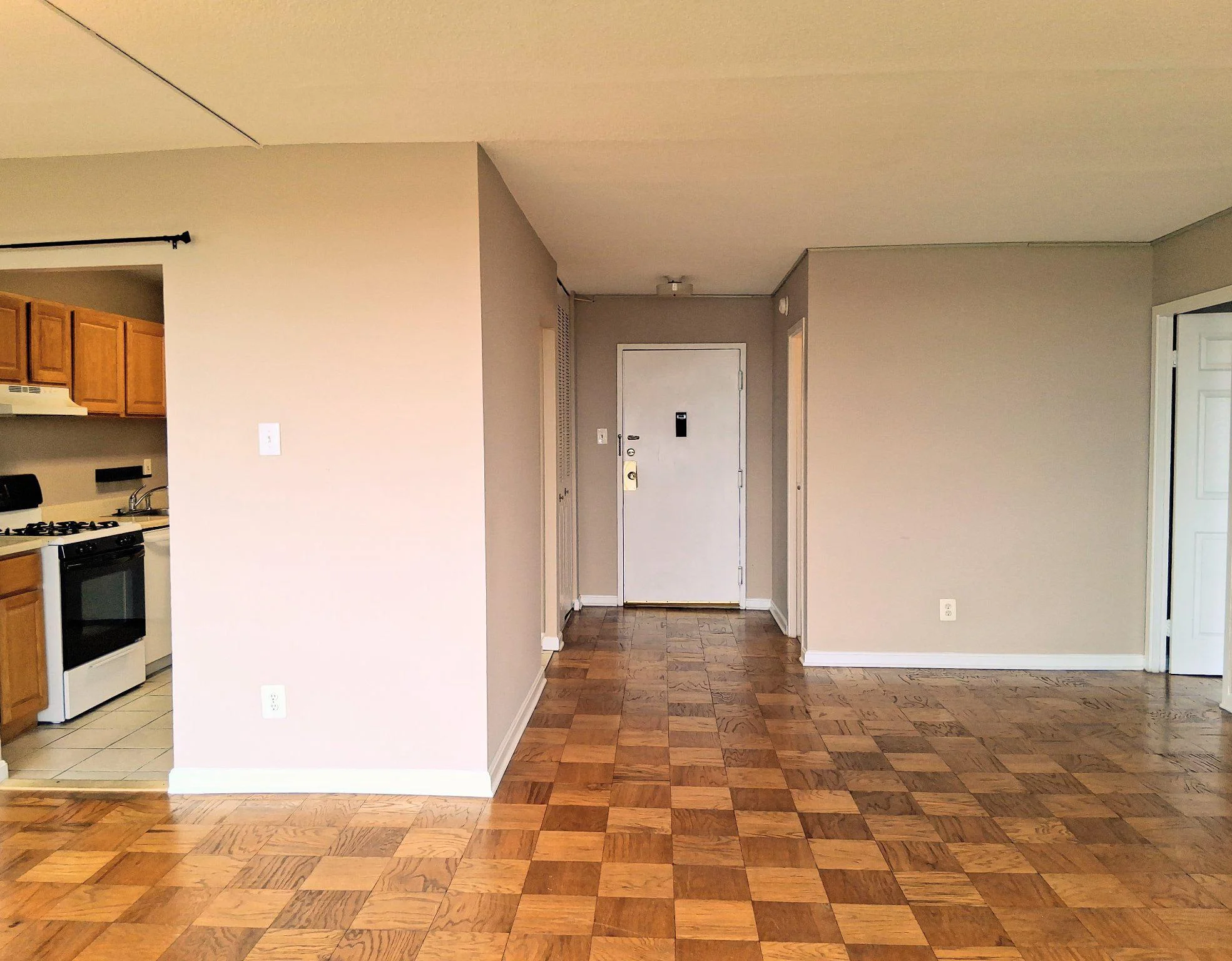 11801 Rockville Pike Unit 802