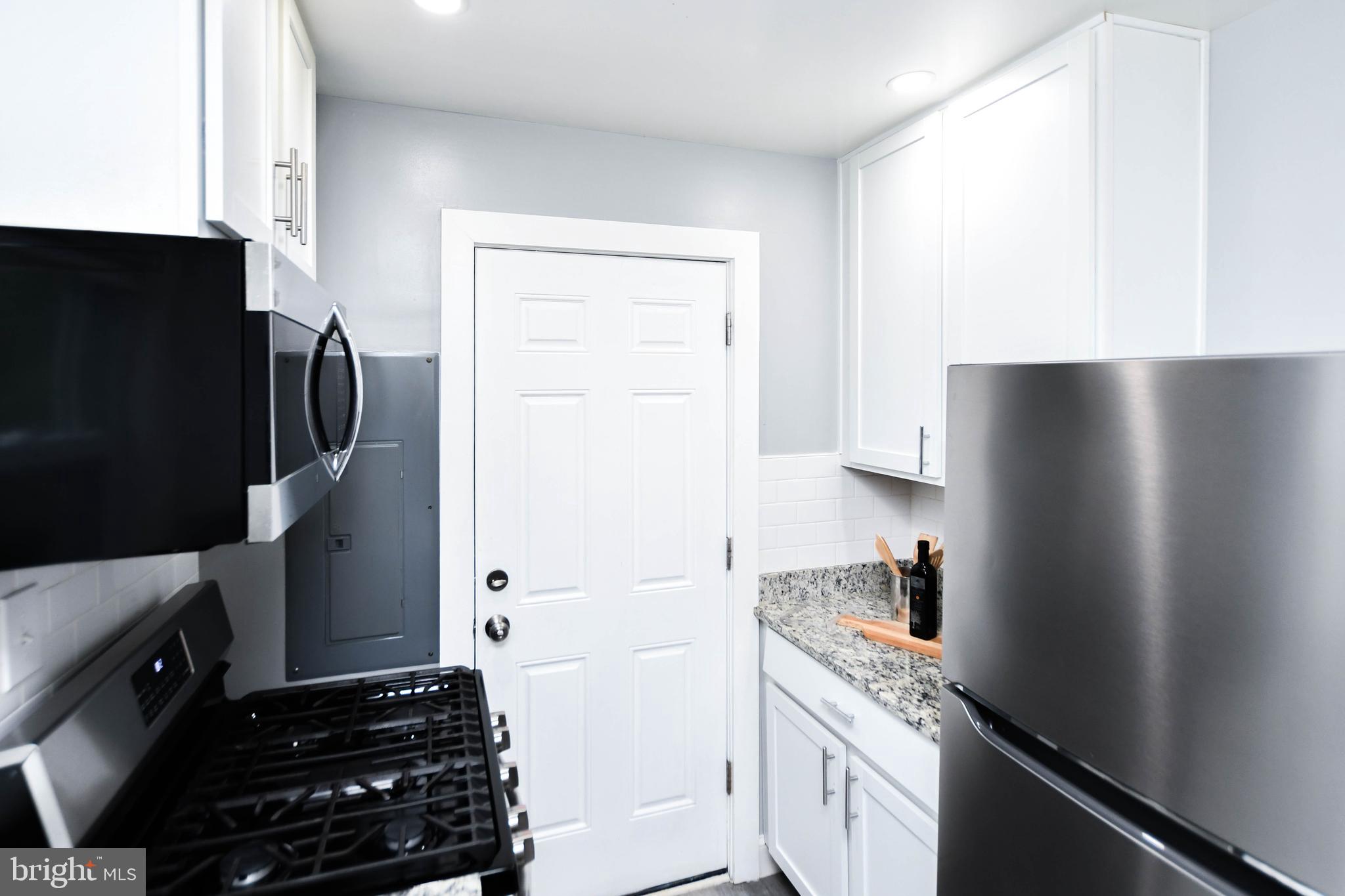 KENTLAND - Residential Lease