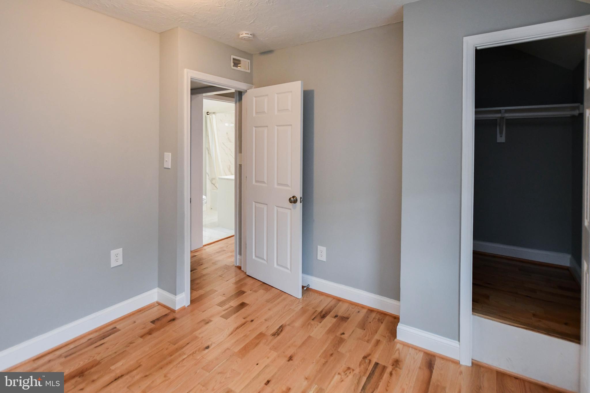 KENTLAND - Residential Lease