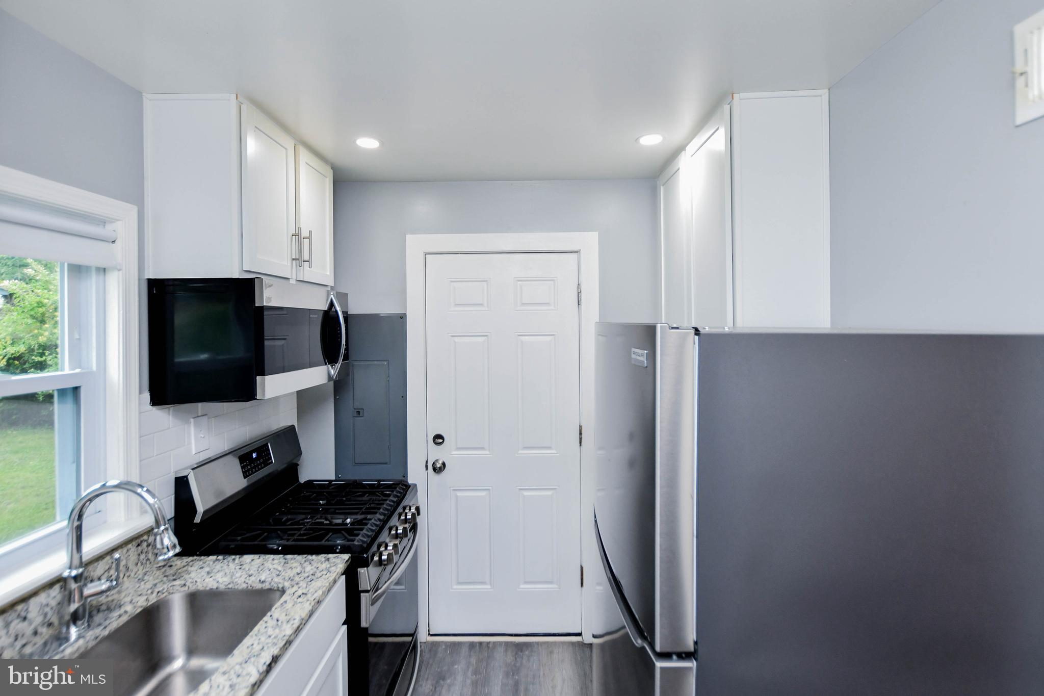 KENTLAND - Residential Lease