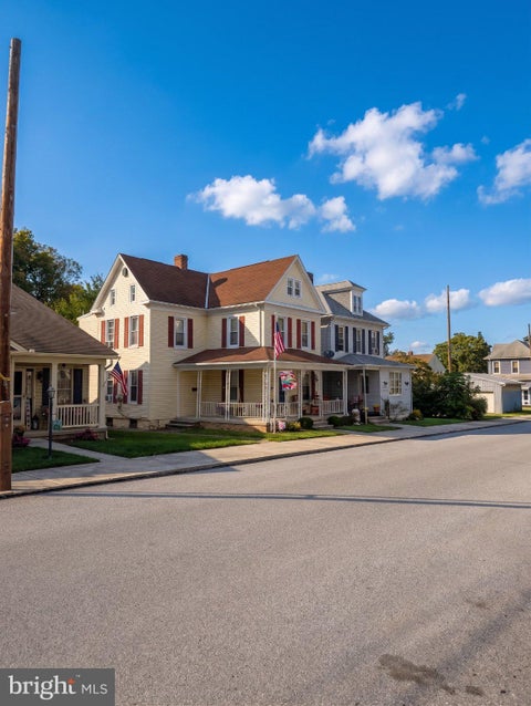 Multifamily For Sale - 320 Spring Avenue<br/> HANOVER, PA 17331