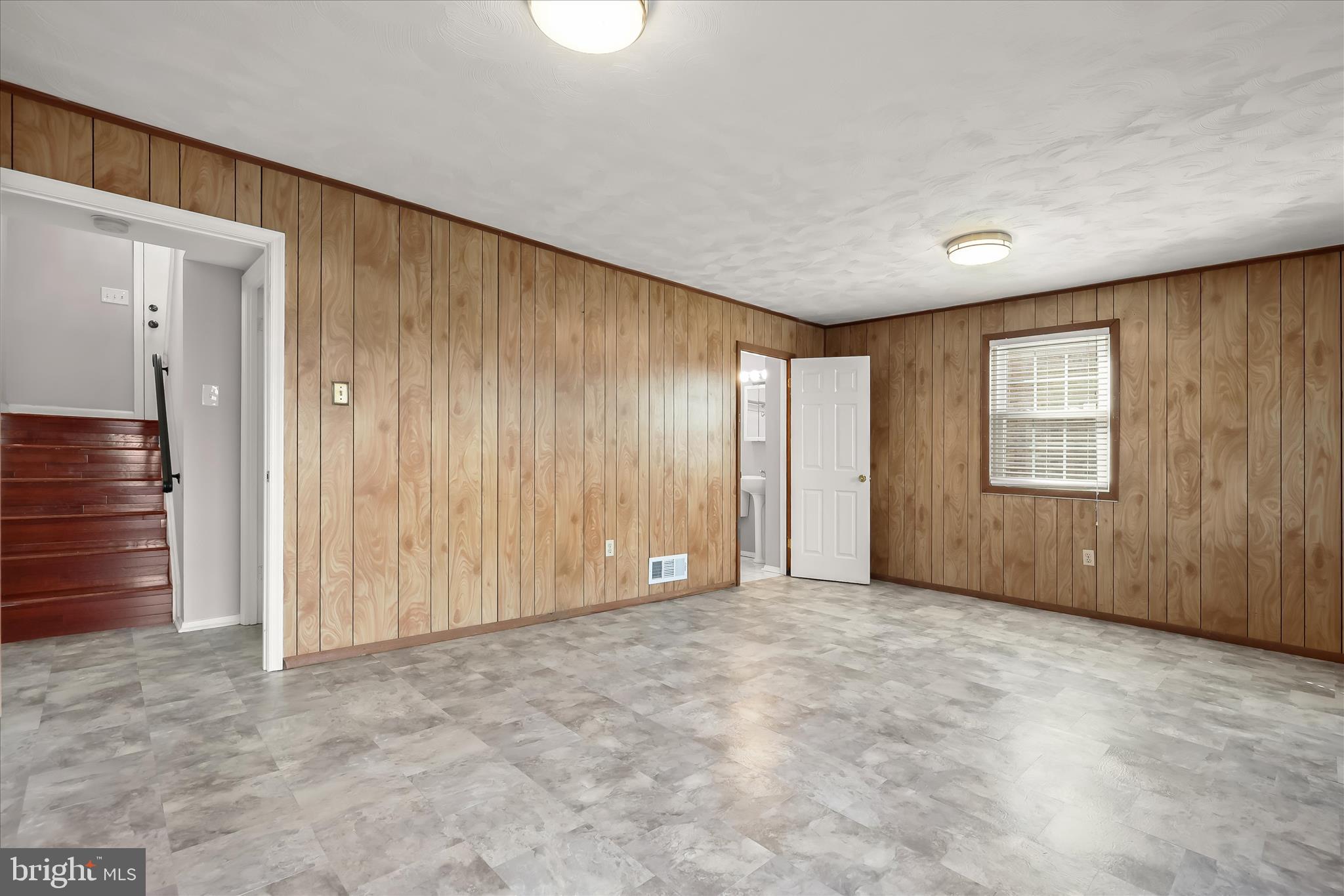 QUAIL MEADOWS TOWNHOUSES - Residential