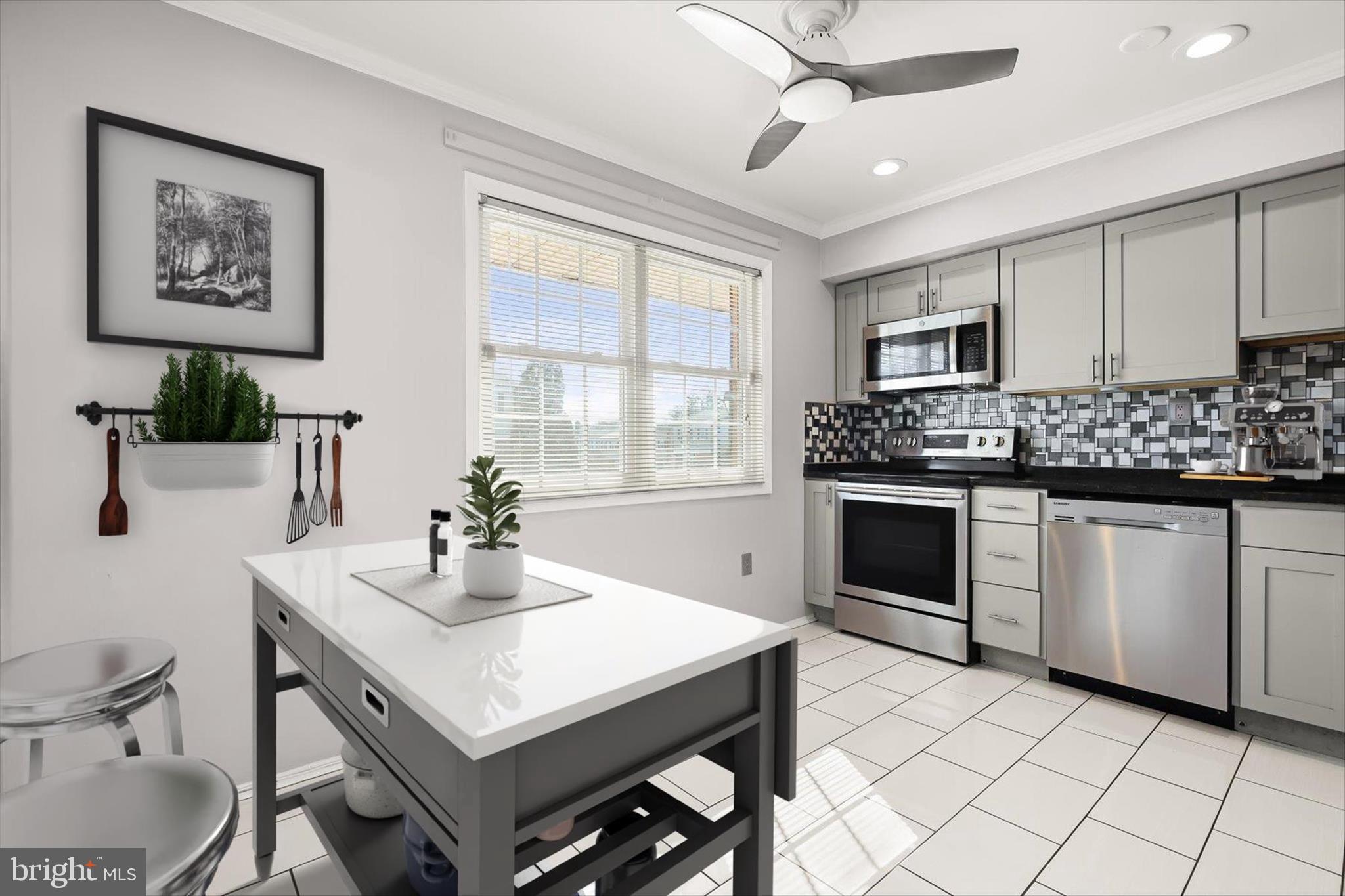 QUAIL MEADOWS TOWNHOUSES - Residential