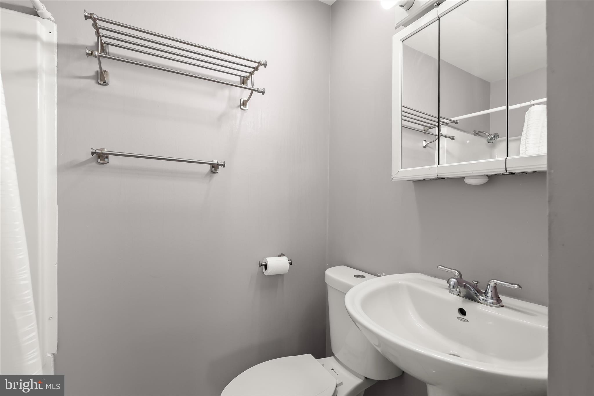 QUAIL MEADOWS TOWNHOUSES - Residential