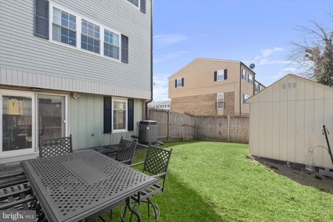 Tiny photo for 8 Middleview Court, BALTIMORE, MD 21244 (MLS # MDBC2152898)