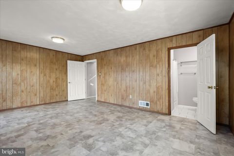 Tiny photo for 8 Middleview Court, BALTIMORE, MD 21244 (MLS # MDBC2152898)