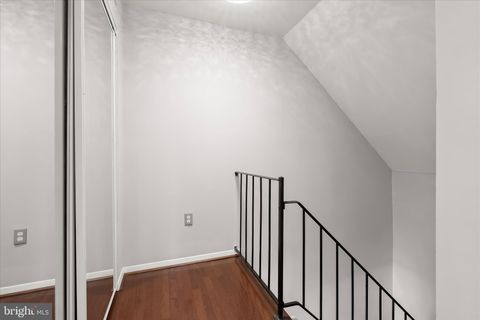 Tiny photo for 8 Middleview Court, BALTIMORE, MD 21244 (MLS # MDBC2152898)