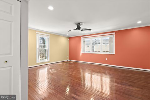 Tiny photo for 8 Middleview Court, BALTIMORE, MD 21244 (MLS # MDBC2152898)