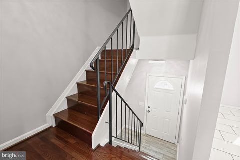 Tiny photo for 8 Middleview Court, BALTIMORE, MD 21244 (MLS # MDBC2152898)