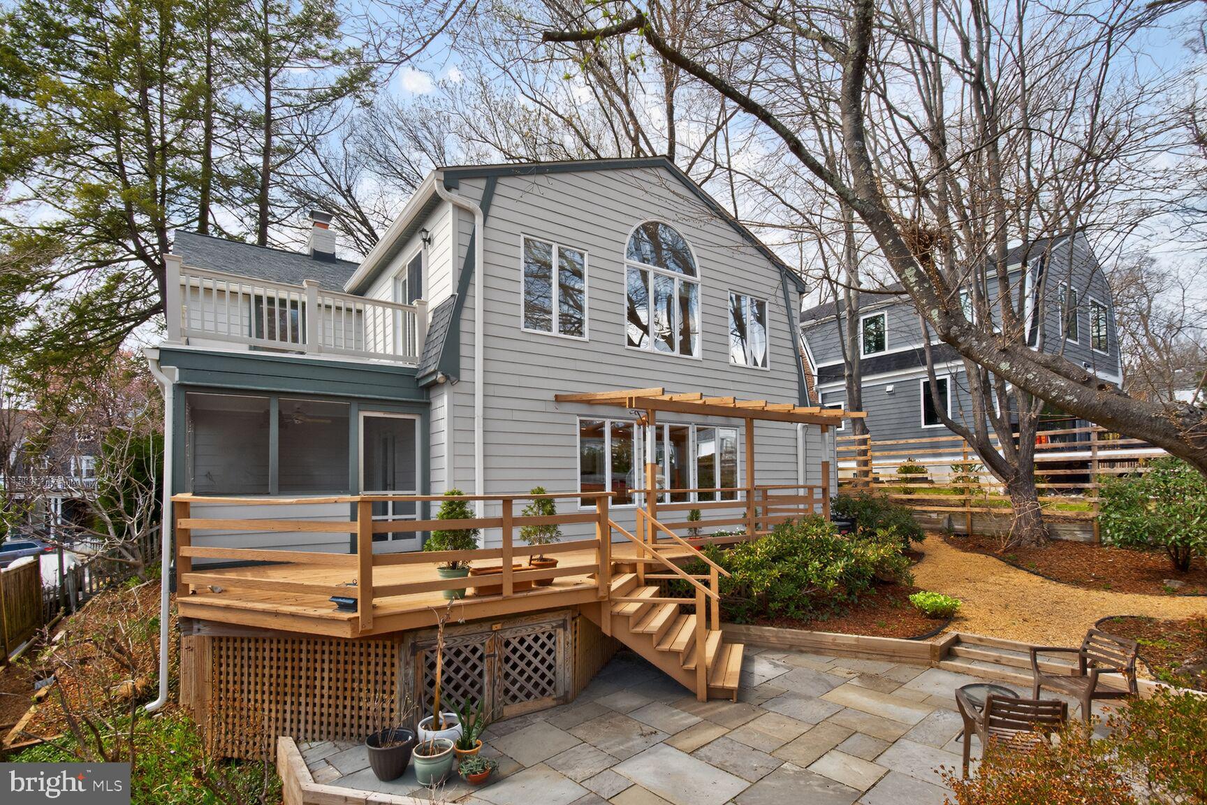 COLUMBIA FOREST - Residential