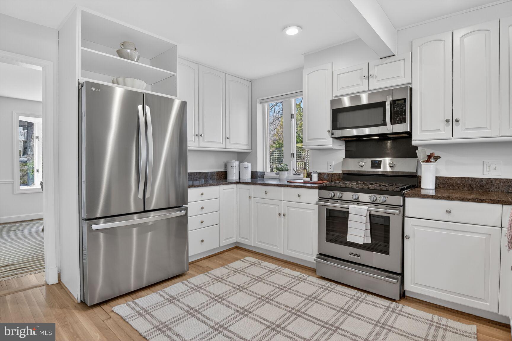 COLUMBIA FOREST - Residential