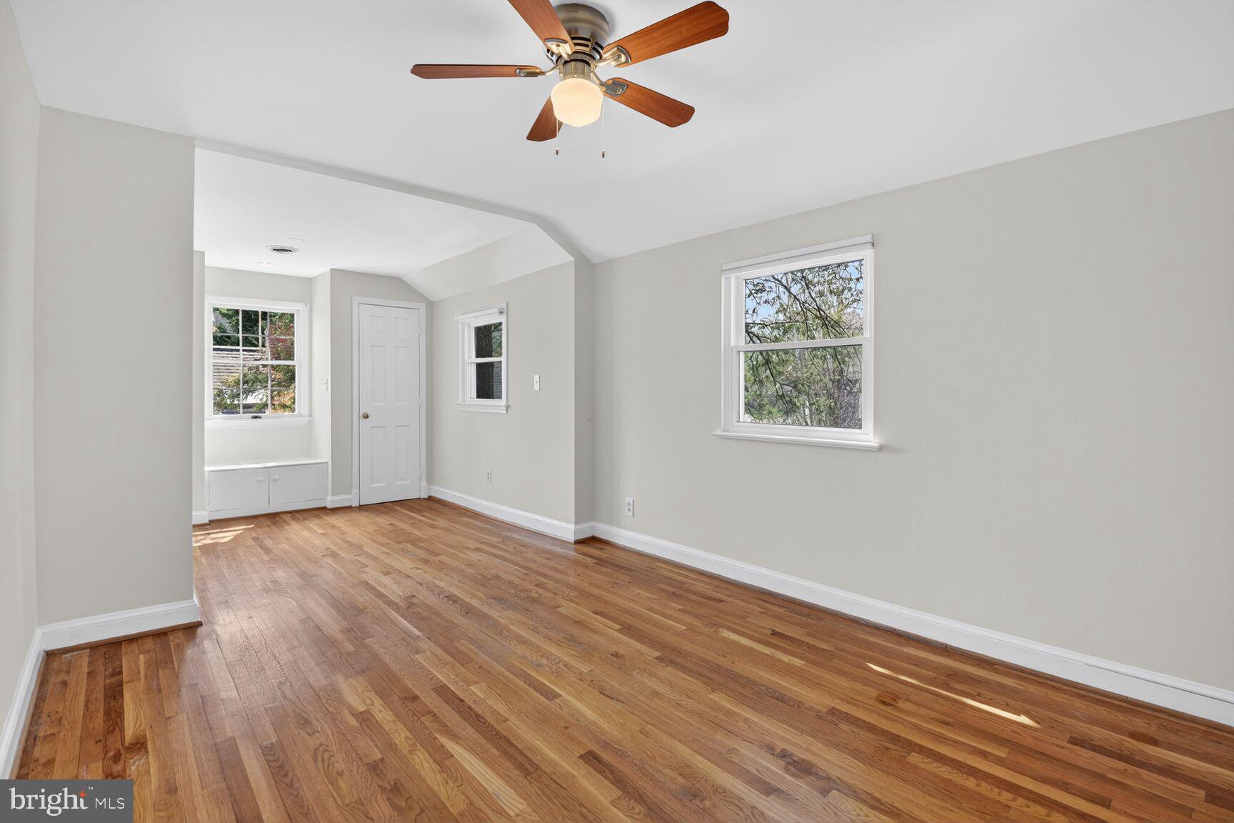 COLUMBIA FOREST - Residential