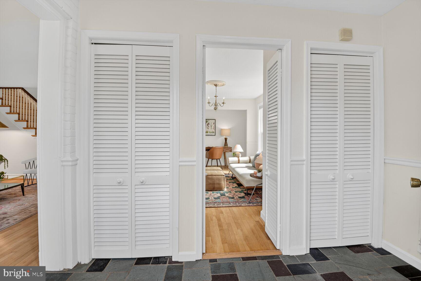 COLUMBIA FOREST - Residential