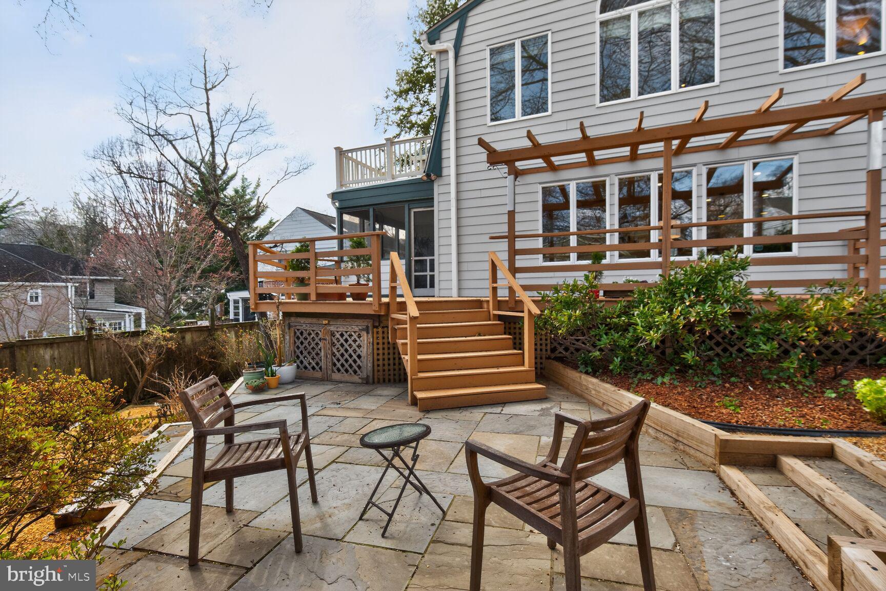 COLUMBIA FOREST - Residential