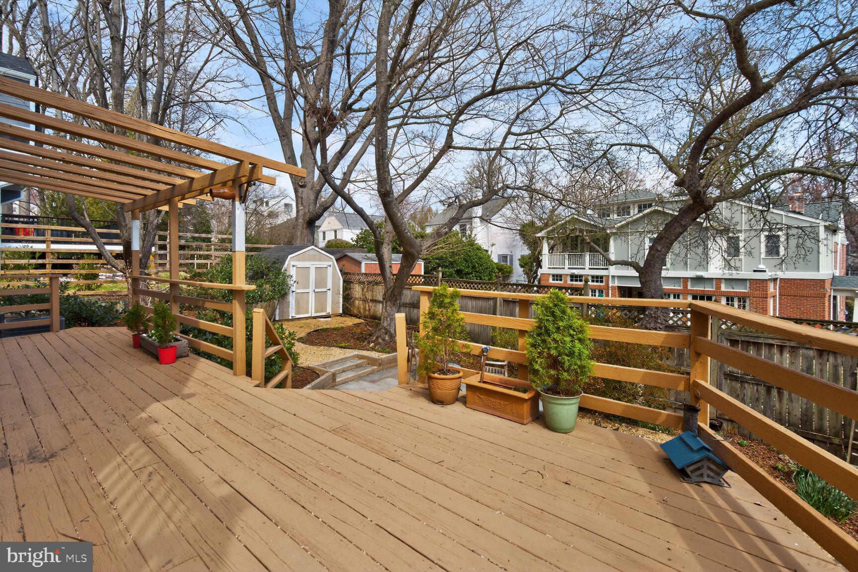 COLUMBIA FOREST - Residential